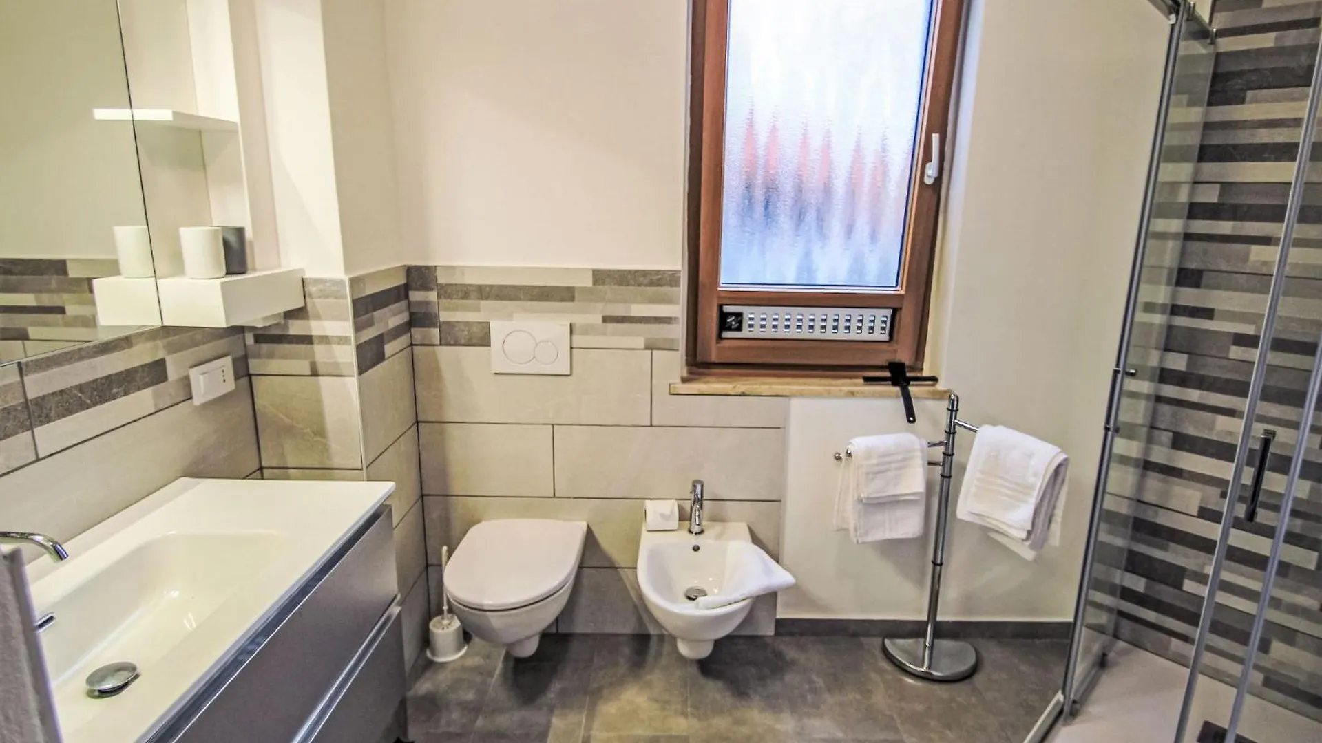 Apartment Magnolia By Interhome Porto Valtravaglia Italy