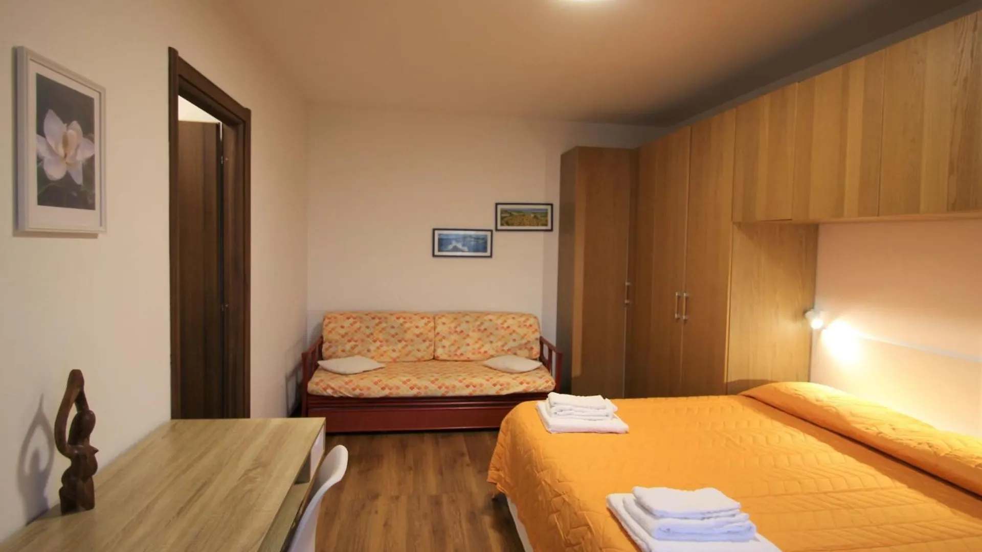 Apartment Magnolia By Interhome Porto Valtravaglia